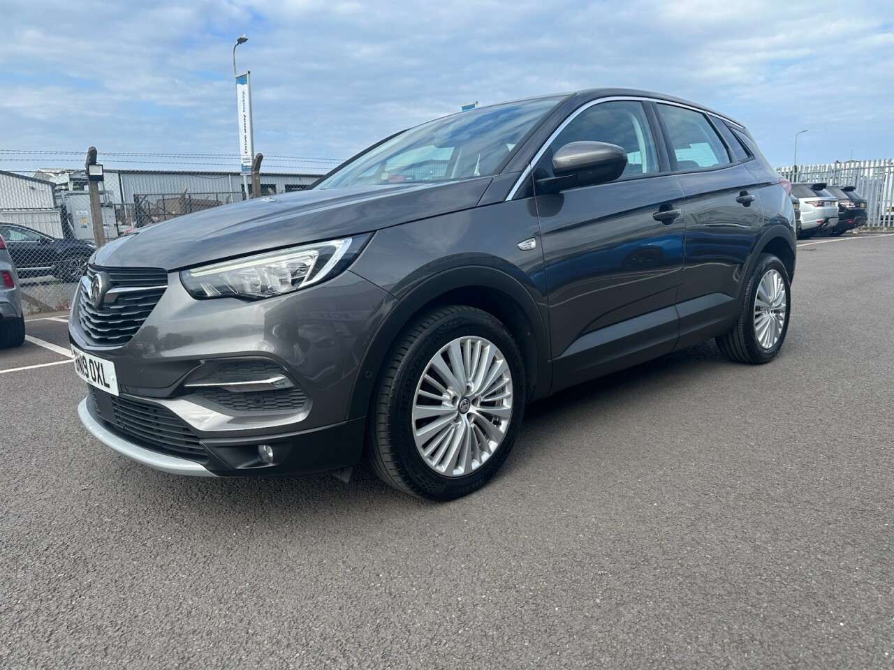 A 2019 VAUXHALL GRANDLAND X 1.5 Turbo D BlueInjection Tech Line Nav SUV 5dr Diesel Manual Euro 6 (s/s) A 2019 VAUXHALL GRANDLAND X 1.5 Turbo D BlueInjection Tech Line Nav SUV 5dr Diesel Manual Euro 6 (s/s)