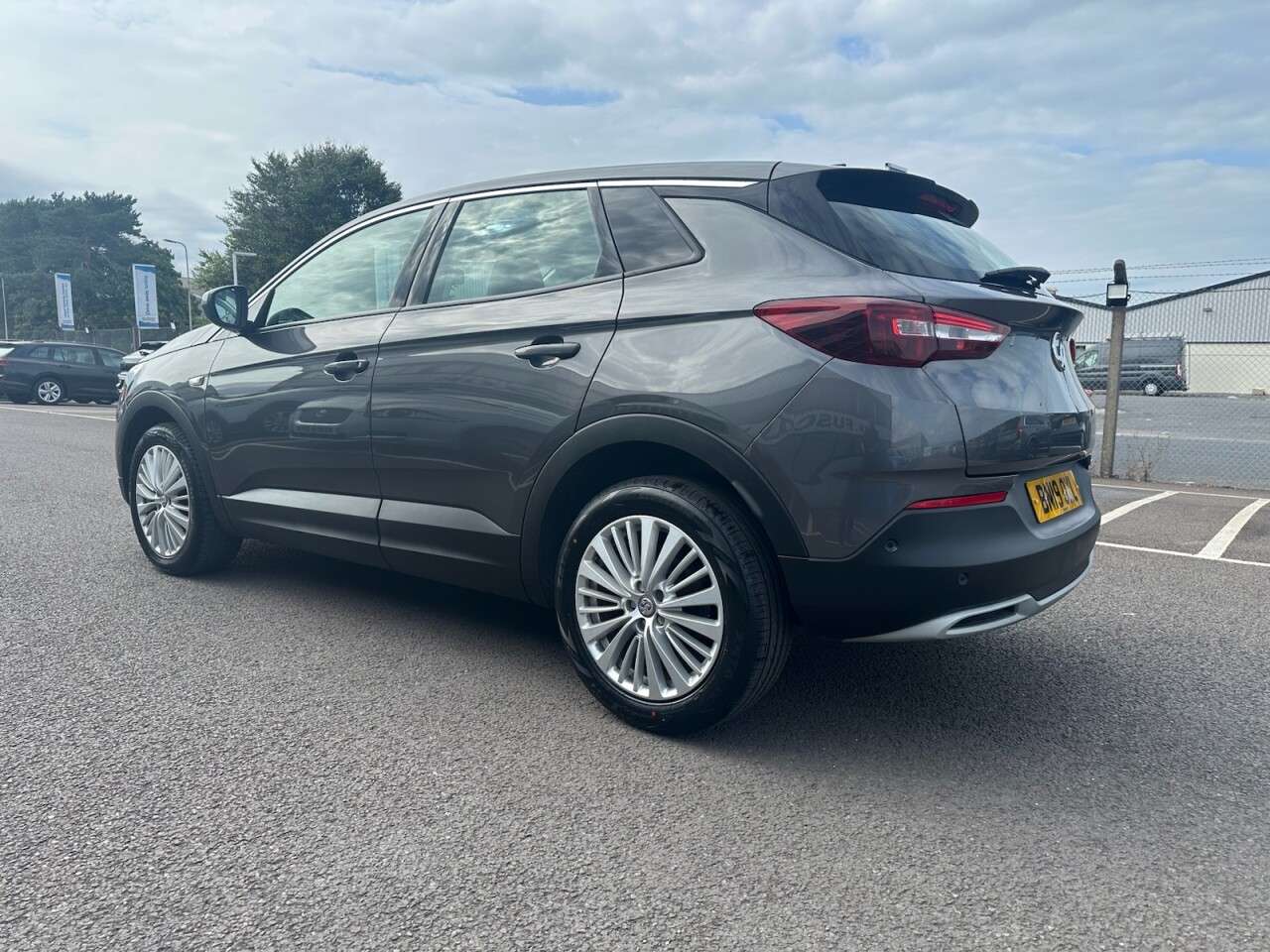 A 2019 VAUXHALL GRANDLAND X 1.5 Turbo D BlueInjection Tech Line Nav SUV 5dr Diesel Manual Euro 6 (s/s) A 2019 VAUXHALL GRANDLAND X 1.5 Turbo D BlueInjection Tech Line Nav SUV 5dr Diesel Manual Euro 6 (s/s)