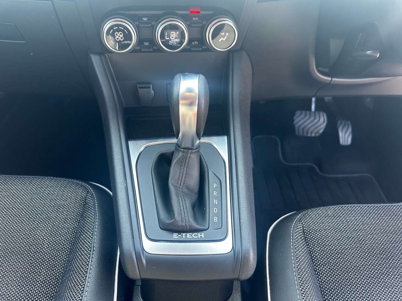 2023 RENAULT CAPTUR 2023 RENAULT CAPTUR