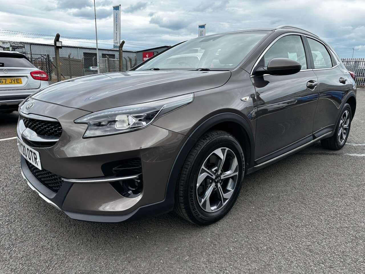 2020 KIA XCEED 2020 KIA XCEED