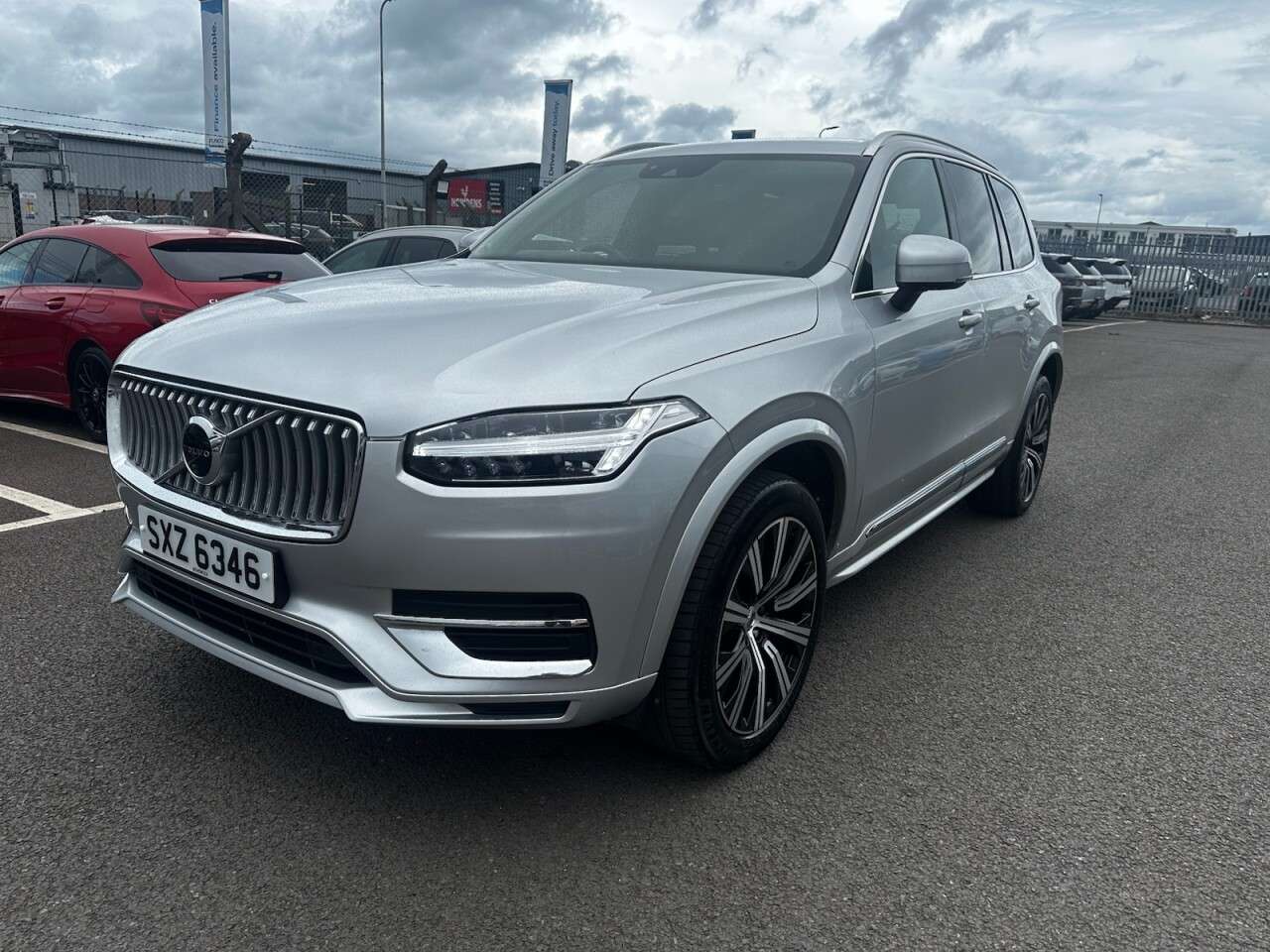 A 2021 VOLVO XC90 2.0 B5 MHEV Inscription SUV 5dr Diesel Hybrid Auto 4WD Euro 6 (s/s) (235 ps A 2021 VOLVO XC90 2.0 B5 MHEV Inscription SUV 5dr Diesel Hybrid Auto 4WD Euro 6 (s/s) (235 ps