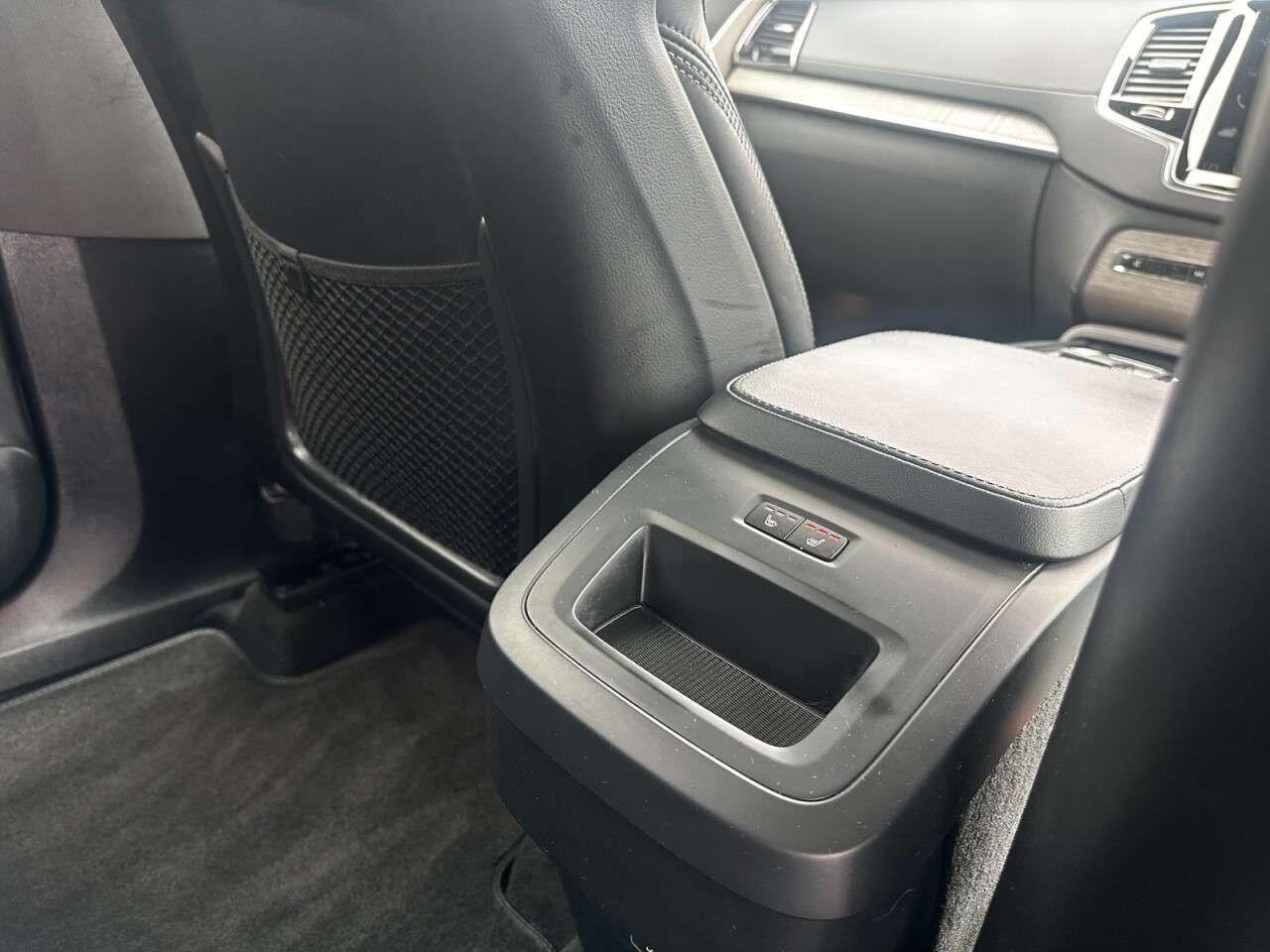 2021 VOLVO XC90 2021 VOLVO XC90