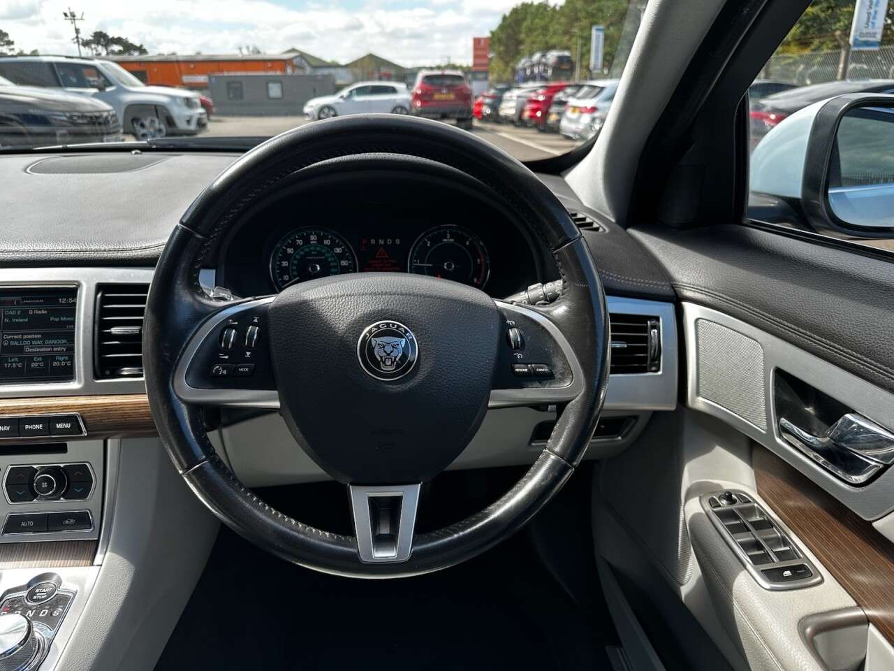 2014 JAGUAR XF 2014 JAGUAR XF