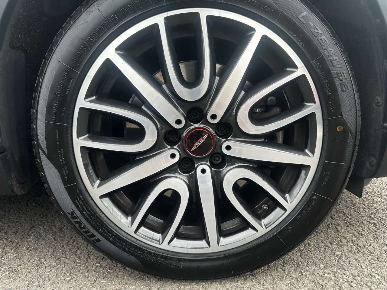 A 2019 MINI COUNTRYMAN 2.0 Cooper S Sport SUV 5dr Petrol Manual Euro 6 (s/s) (192 ps) SAT NAV, APP A 2019 MINI COUNTRYMAN 2.0 Cooper S Sport SUV 5dr Petrol Manual Euro 6 (s/s) (192 ps) SAT NAV, APP
