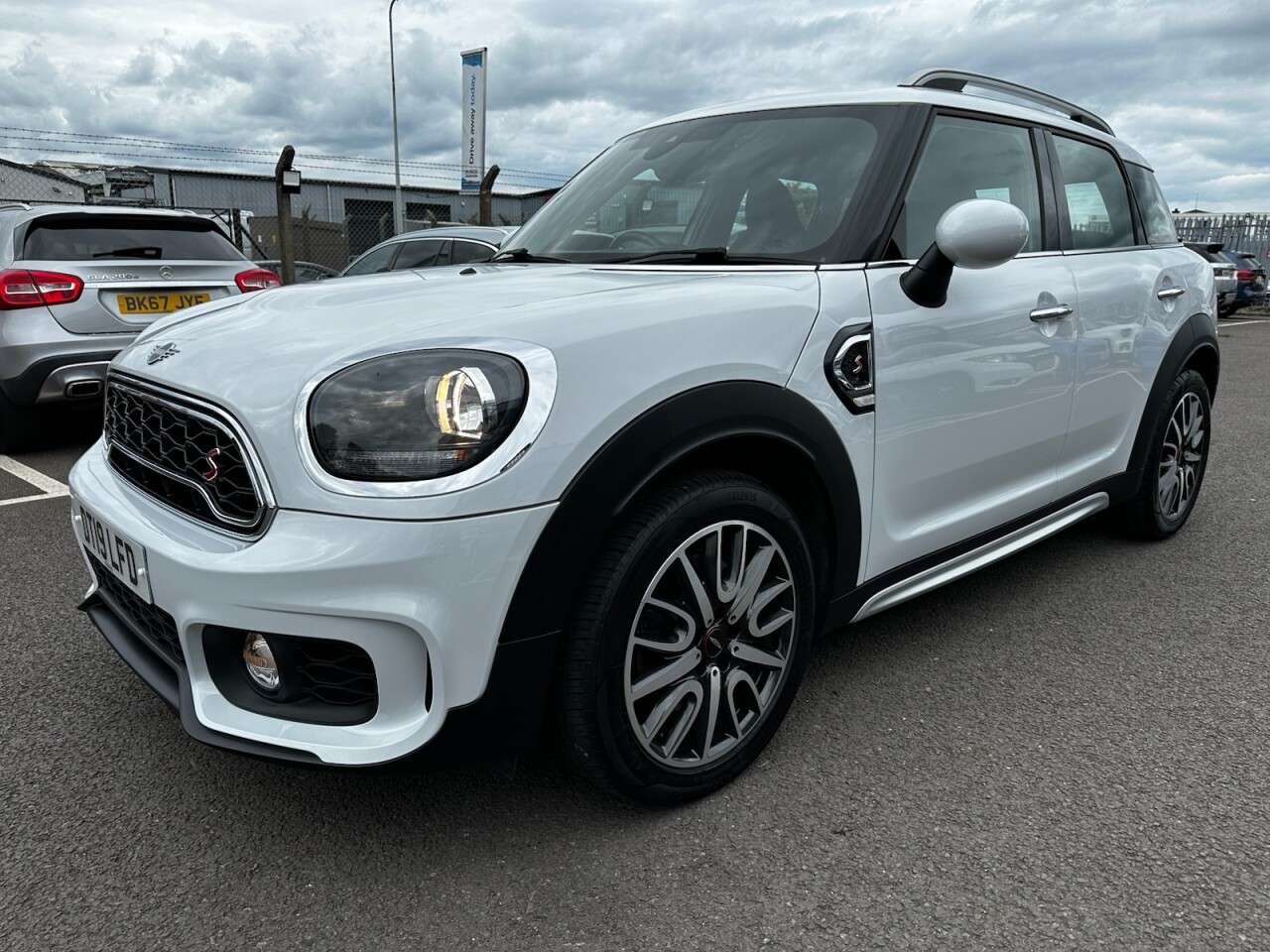 2019 MINI COUNTRYMAN 2019 MINI COUNTRYMAN