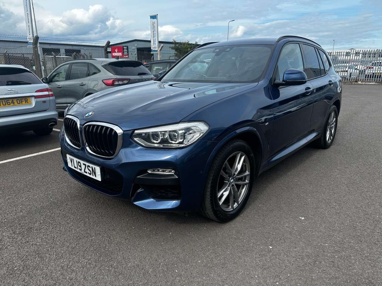 A 2019 BMW X3 2.0 20d M Sport SUV 5dr Diesel Auto xDrive Euro 6 (s/s) (190 ps) LEATHER IN A 2019 BMW X3 2.0 20d M Sport SUV 5dr Diesel Auto xDrive Euro 6 (s/s) (190 ps) LEATHER IN