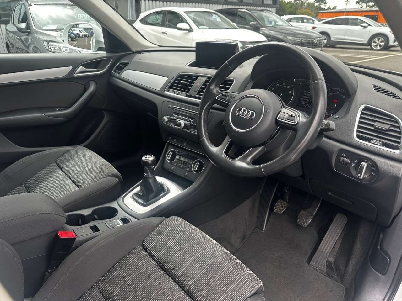2018 AUDI Q3 2018 AUDI Q3