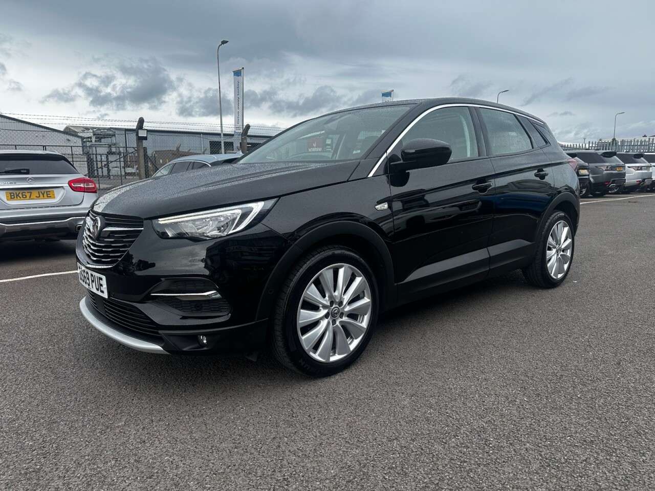 A 2019 VAUXHALL GRANDLAND X 1.2 Turbo Elite Nav SUV 5dr Petrol Manual 6Spd Euro 6 (s/s) (130 ps) GOOD S A 2019 VAUXHALL GRANDLAND X 1.2 Turbo Elite Nav SUV 5dr Petrol Manual 6Spd Euro 6 (s/s) (130 ps) GOOD S