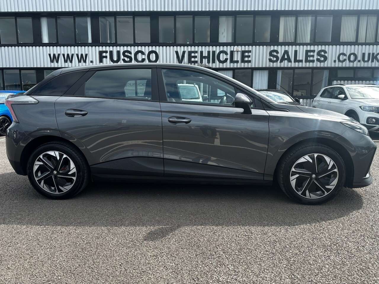 A 2023 MG 1100 51kWh SE Hatchback 5dr Electric Auto (170 ps) A 2023 MG 1100 51kWh SE Hatchback 5dr Electric Auto (170 ps)