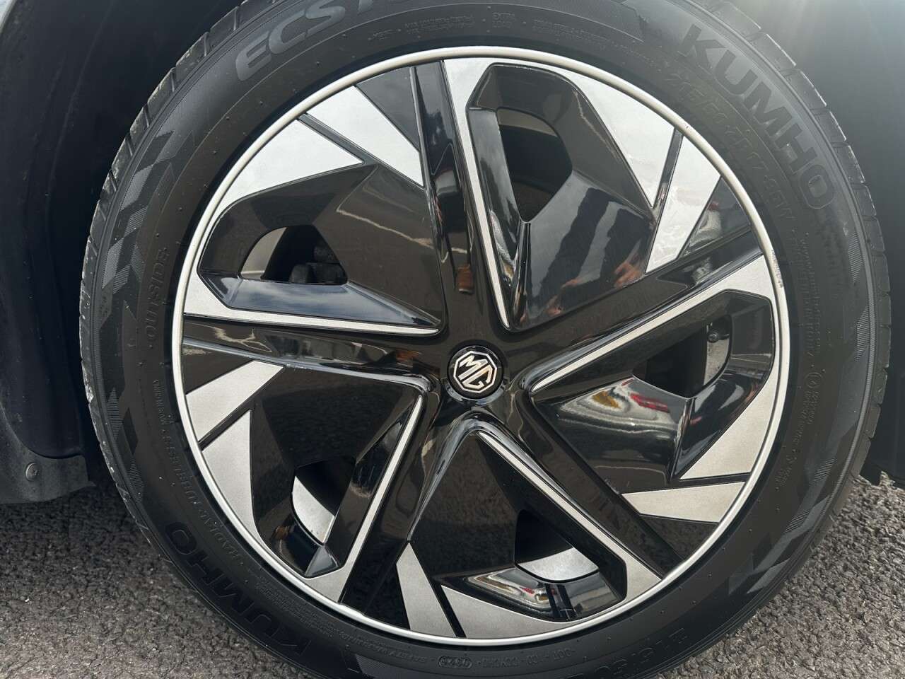A 2023 MG 1100 51kWh SE Hatchback 5dr Electric Auto (170 ps) A 2023 MG 1100 51kWh SE Hatchback 5dr Electric Auto (170 ps)