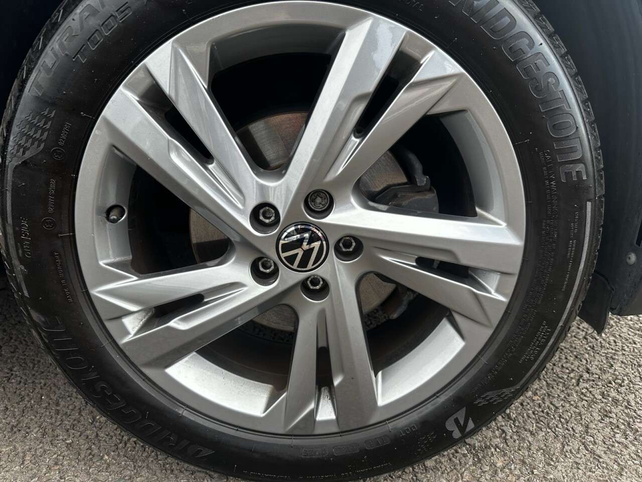A 2024 VOLKSWAGEN TAIGO 1.5 TSI R-Line SUV 5dr Petrol DSG Euro 6 (s/s) (150 ps) A 2024 VOLKSWAGEN TAIGO 1.5 TSI R-Line SUV 5dr Petrol DSG Euro 6 (s/s) (150 ps)