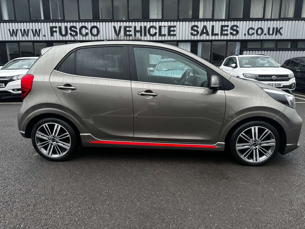 A 2018 KIA PICANTO 1.0 GT-Line Hatchback 5dr Petrol Manual Euro 6 (66 bhp) GOOD SERVICE HISTOR A 2018 KIA PICANTO 1.0 GT-Line Hatchback 5dr Petrol Manual Euro 6 (66 bhp) GOOD SERVICE HISTOR