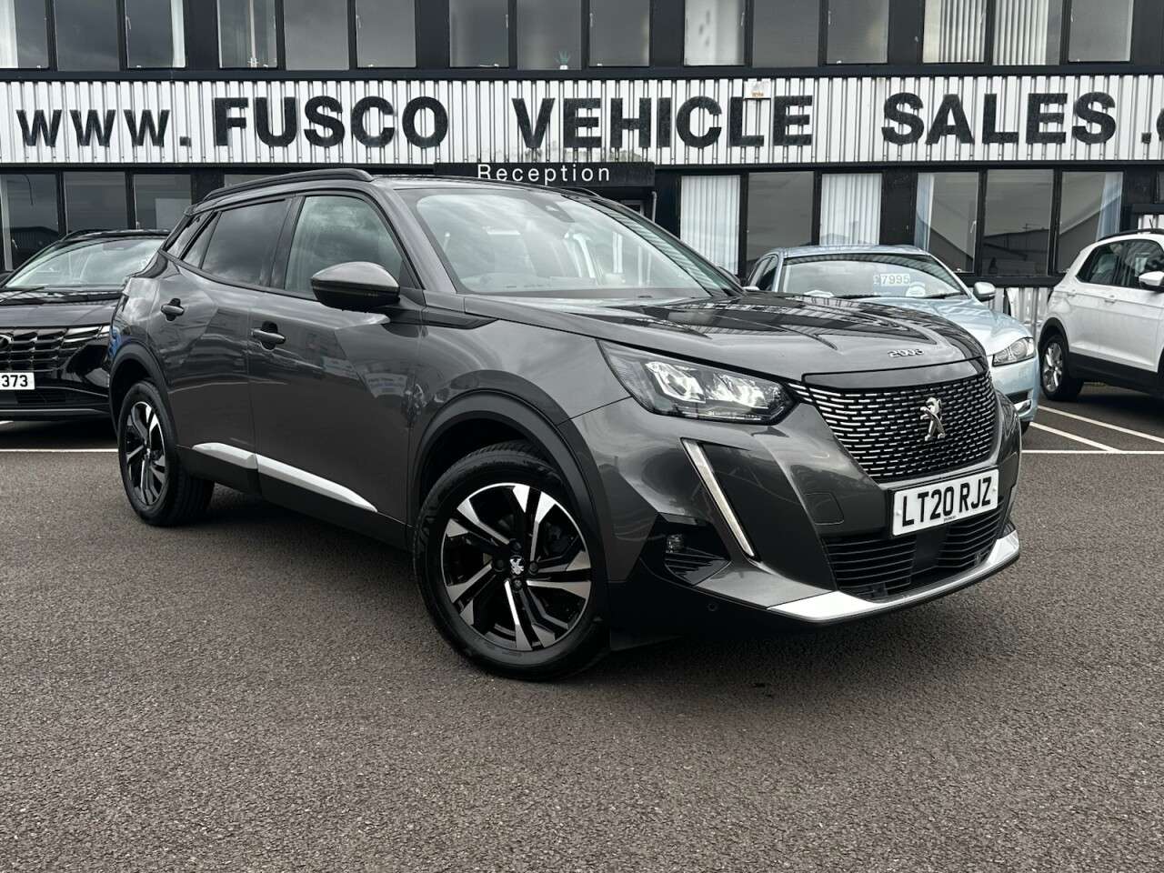 A 2020 PEUGEOT 2008 1.2 PureTech Allure SUV 5dr Petrol EAT Euro 6 (s/s) (130 ps) APPLE CARPLAY, A 2020 PEUGEOT 2008 1.2 PureTech Allure SUV 5dr Petrol EAT Euro 6 (s/s) (130 ps) APPLE CARPLAY,