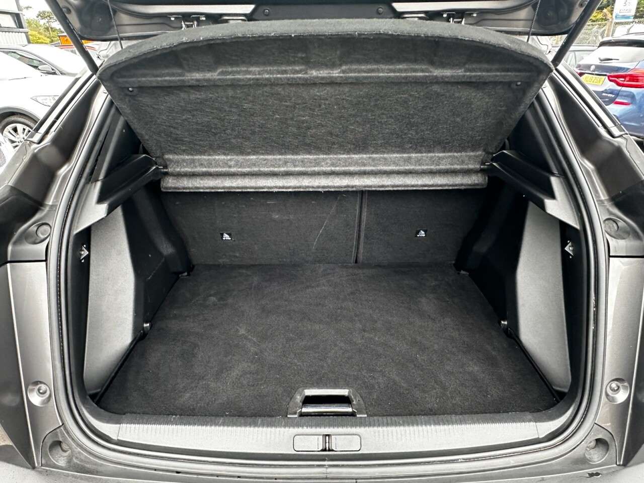2020 PEUGEOT 2008 2020 PEUGEOT 2008