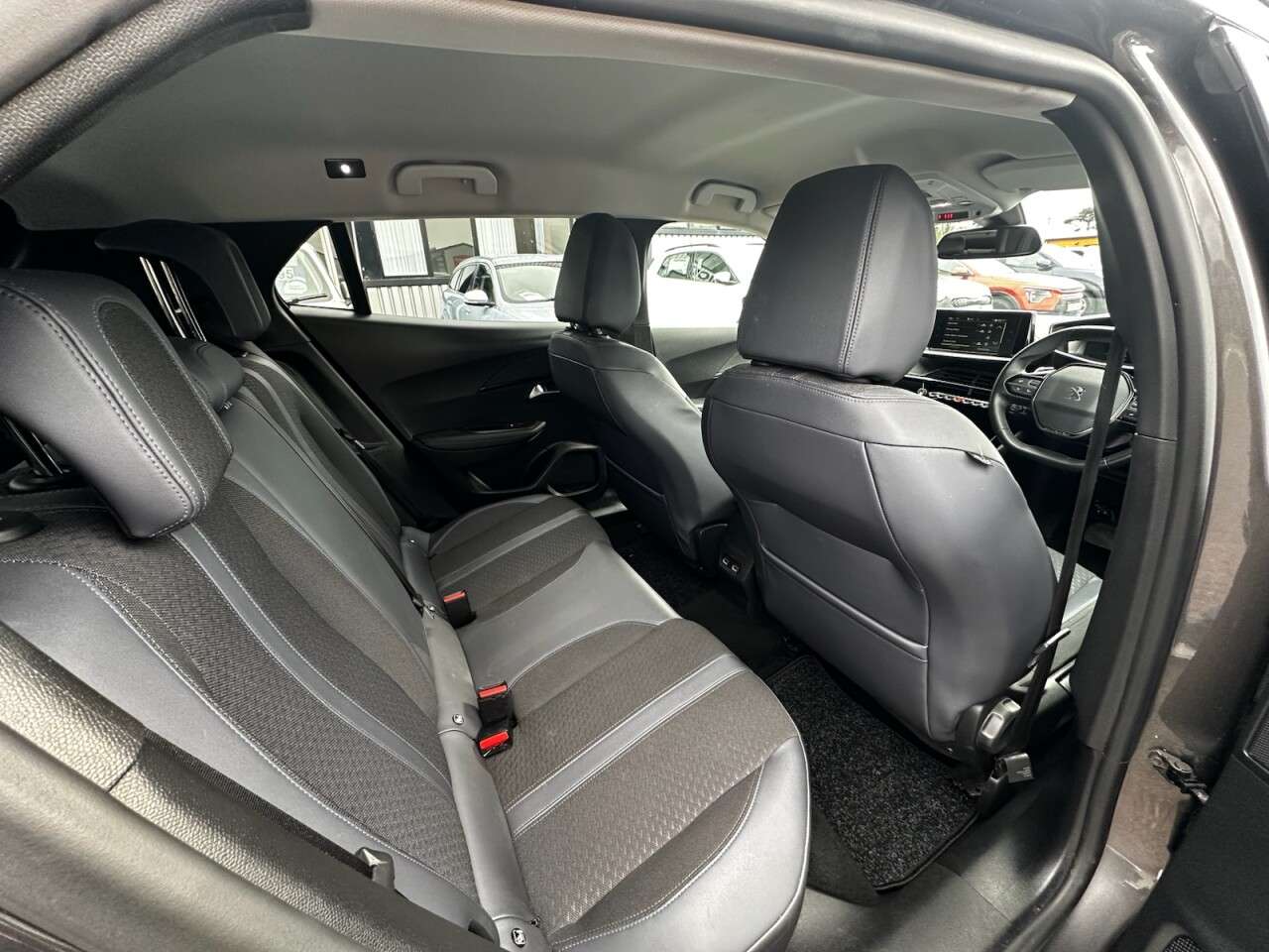 2020 PEUGEOT 2008 2020 PEUGEOT 2008