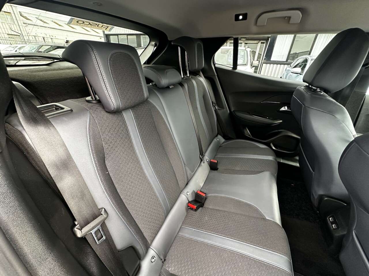 2020 PEUGEOT 2008 2020 PEUGEOT 2008
