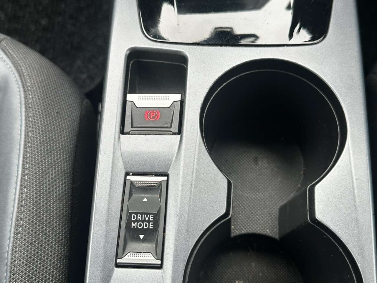 2020 PEUGEOT 2008 2020 PEUGEOT 2008
