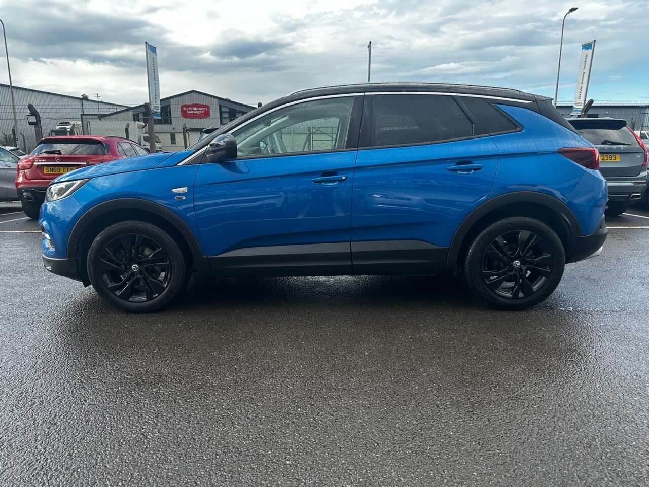 A 2021 VAUXHALL GRANDLAND X 1.2 Turbo Griffin Edition SUV 5dr Petrol Manual Euro 6 (s/s) (130 ps) SAT N A 2021 VAUXHALL GRANDLAND X 1.2 Turbo Griffin Edition SUV 5dr Petrol Manual Euro 6 (s/s) (130 ps) SAT N