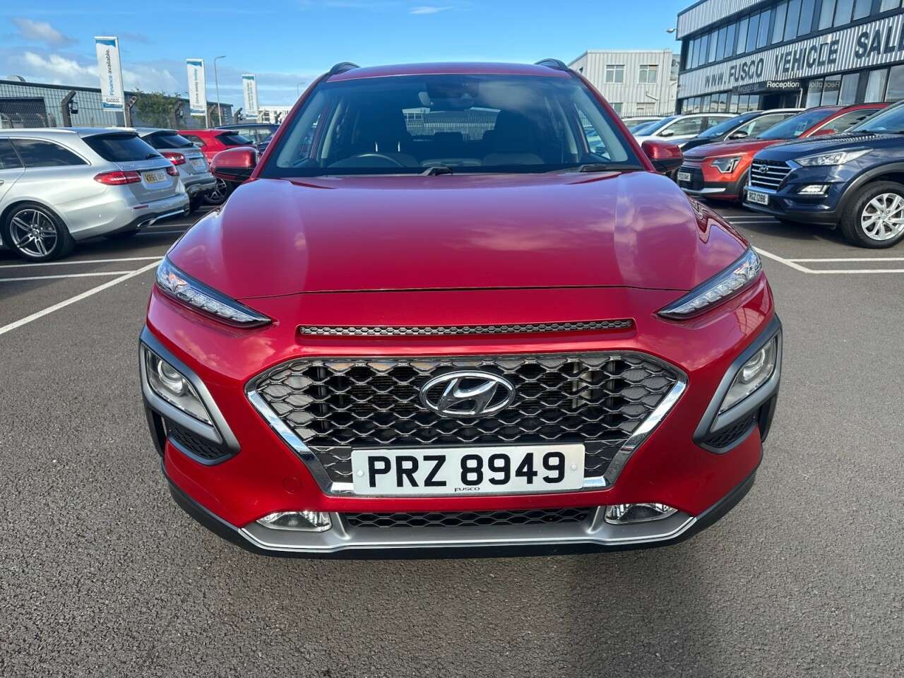 A 2020 HYUNDAI KONA 1.0 T-GDi Premium SUV 5dr Petrol Manual Euro 6 (s/s) (120 ps) GOOD SERVICE A 2020 HYUNDAI KONA 1.0 T-GDi Premium SUV 5dr Petrol Manual Euro 6 (s/s) (120 ps) GOOD SERVICE