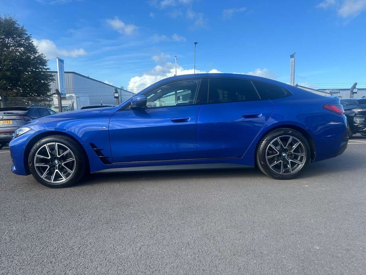 A 2022 BMW 4 SERIES GRAN COUPE 2.0 420d MHT M Sport Hatchback 5dr Diesel Hybrid Auto Euro 6 (s/s) (190 ps) A 2022 BMW 4 SERIES GRAN COUPE 2.0 420d MHT M Sport Hatchback 5dr Diesel Hybrid Auto Euro 6 (s/s) (190 ps)