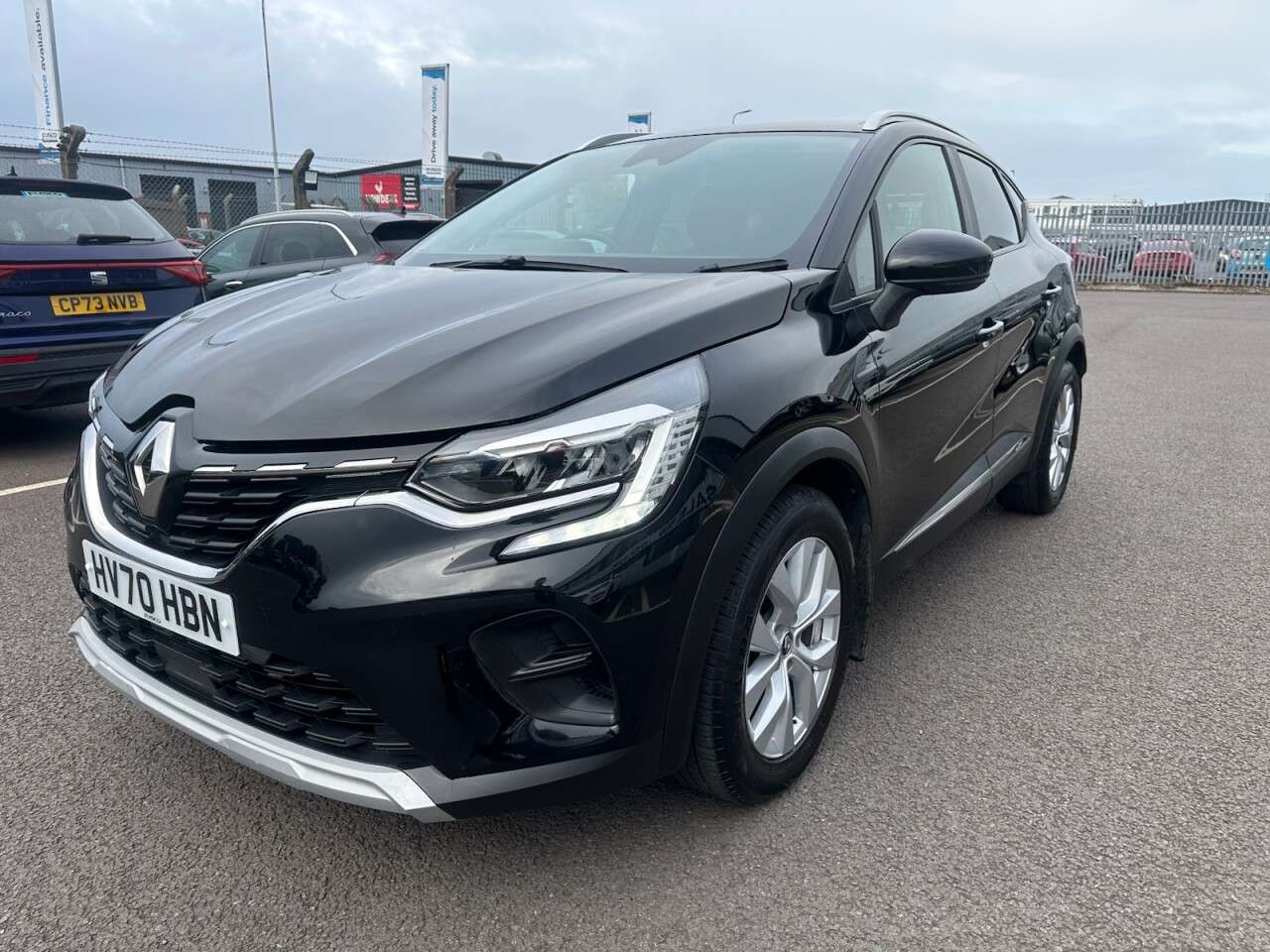 A 2020 RENAULT CAPTUR 1.0 TCe Iconic SUV 5dr Petrol Manual Euro 6 (s/s) (100 ps) APPLE CARPLAY, A A 2020 RENAULT CAPTUR 1.0 TCe Iconic SUV 5dr Petrol Manual Euro 6 (s/s) (100 ps) APPLE CARPLAY, A