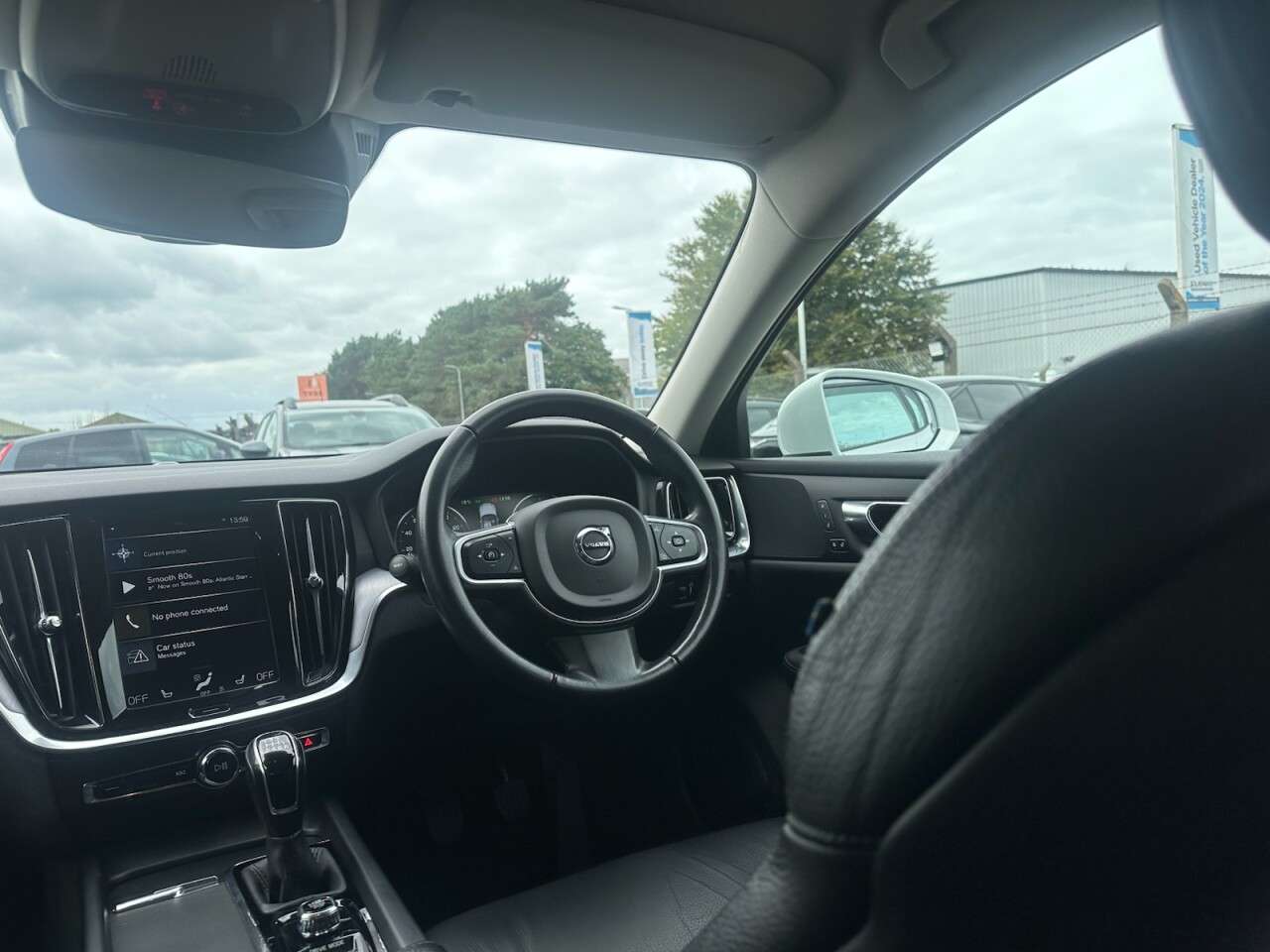 2020 VOLVO V60 2020 VOLVO V60