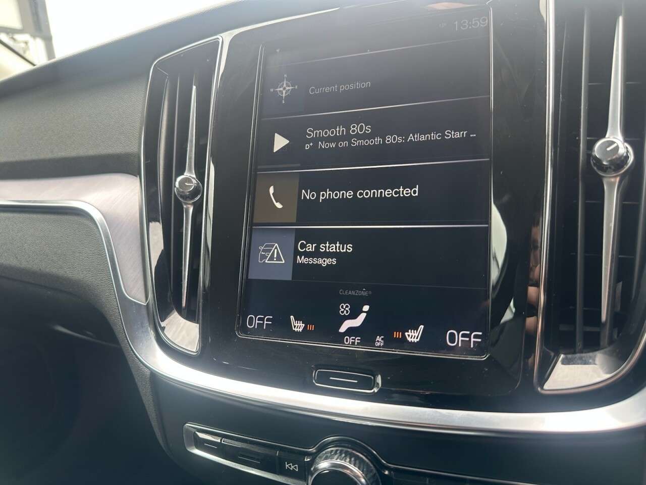 2020 VOLVO V60 2020 VOLVO V60