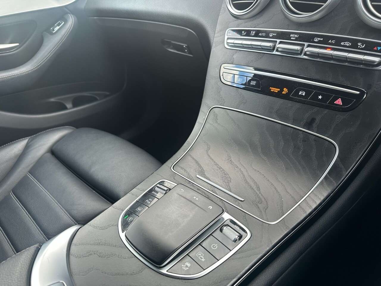 2021 MERCEDES-BENZ GLC 2021 MERCEDES-BENZ GLC