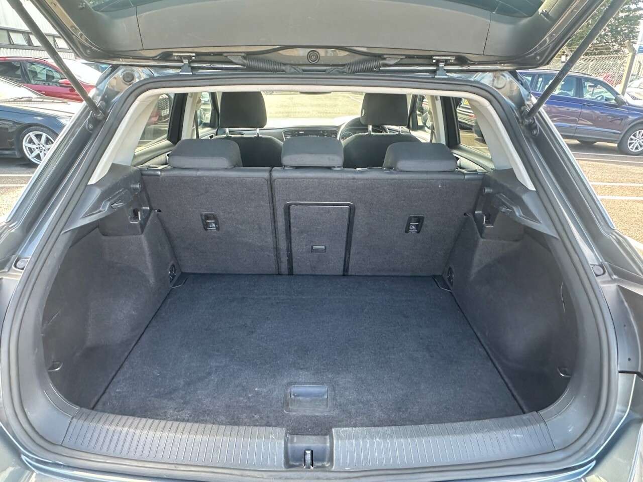 2019 VOLKSWAGEN T-ROC 2019 VOLKSWAGEN T-ROC