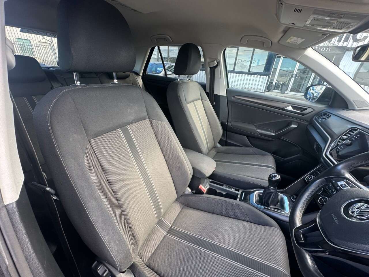 2019 VOLKSWAGEN T-ROC 2019 VOLKSWAGEN T-ROC