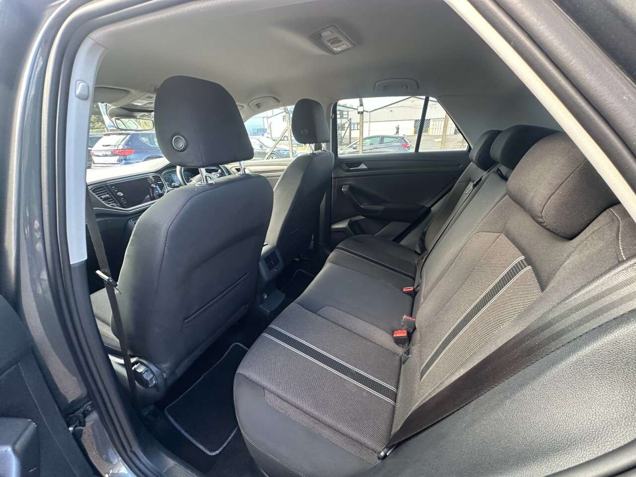 2019 VOLKSWAGEN T-ROC 2019 VOLKSWAGEN T-ROC