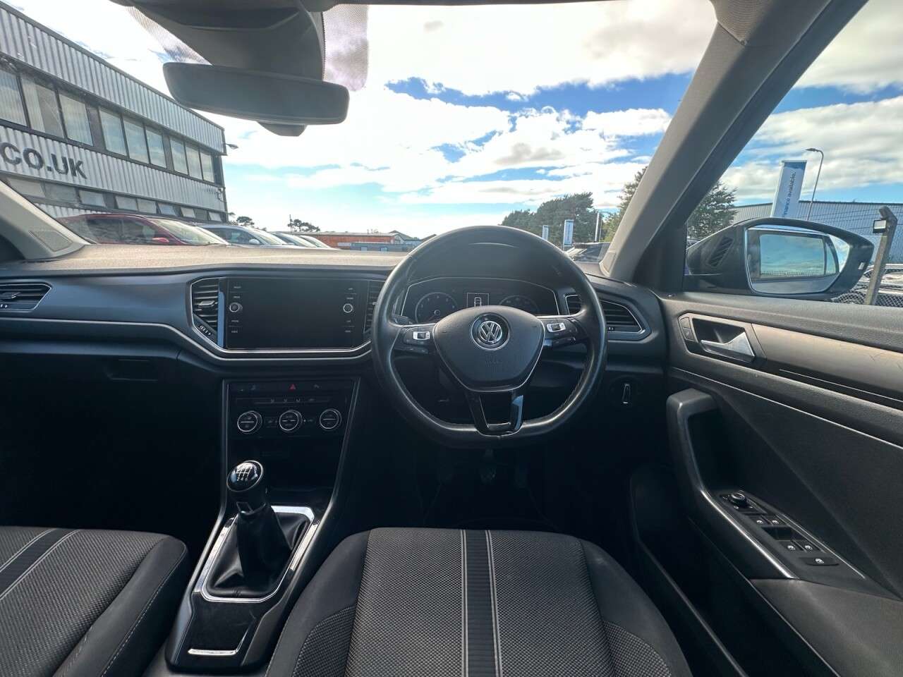 2019 VOLKSWAGEN T-ROC 2019 VOLKSWAGEN T-ROC
