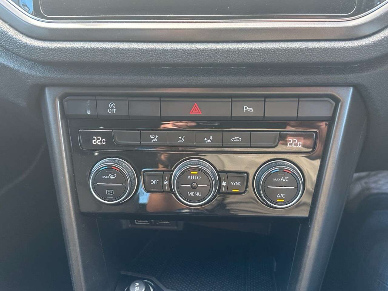 2019 VOLKSWAGEN T-ROC 2019 VOLKSWAGEN T-ROC