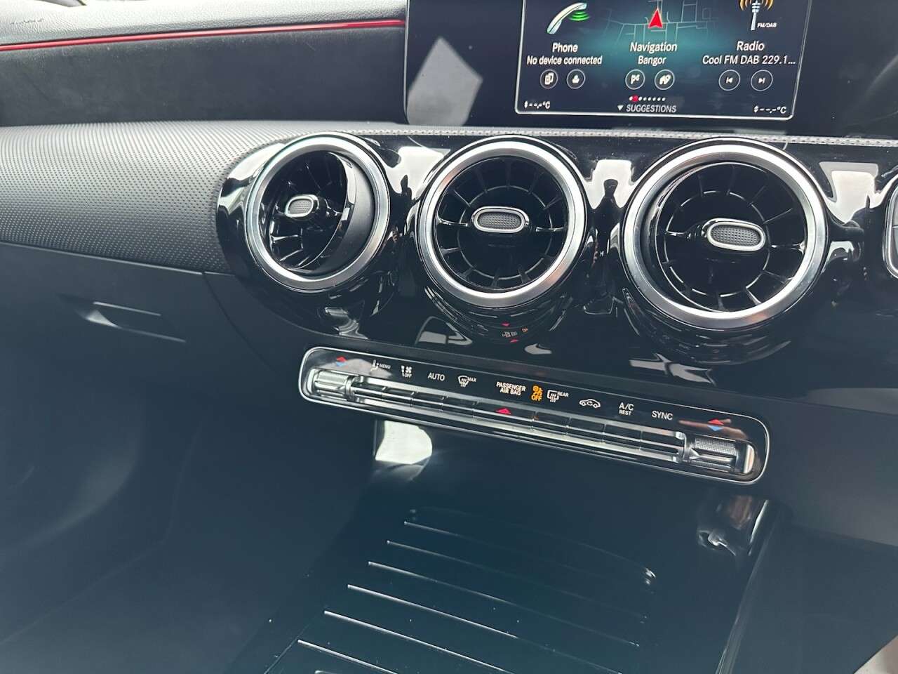 2021 MERCEDES-BENZ A CLASS 2021 MERCEDES-BENZ A CLASS