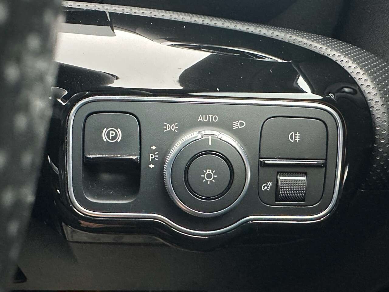 2021 MERCEDES-BENZ A CLASS 2021 MERCEDES-BENZ A CLASS