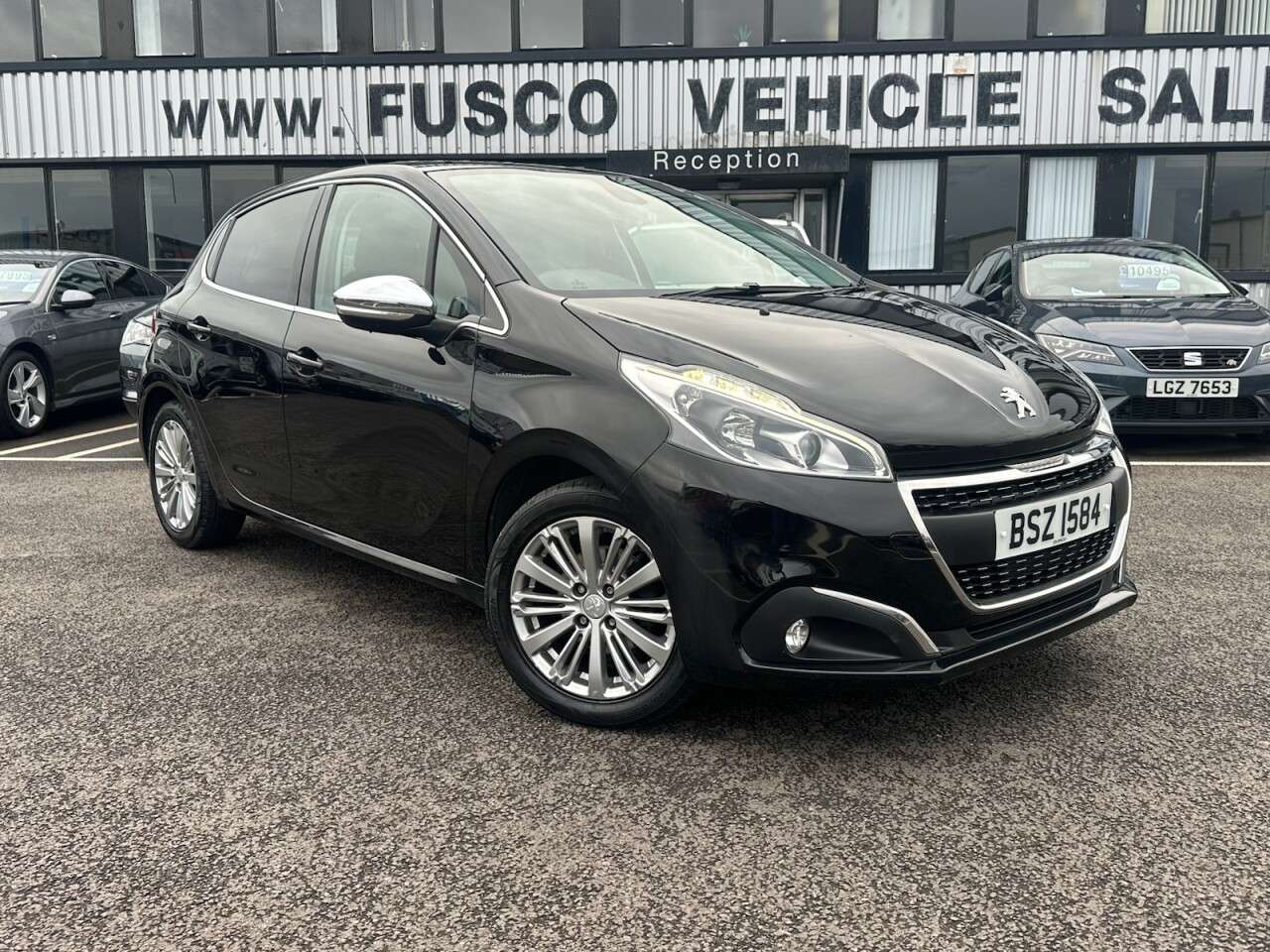 A 2017 PEUGEOT 208 1.2 PureTech Allure Hatchback 5dr Petrol Manual Euro 6 (82 ps) BLUETOOTH, D A 2017 PEUGEOT 208 1.2 PureTech Allure Hatchback 5dr Petrol Manual Euro 6 (82 ps) BLUETOOTH, D