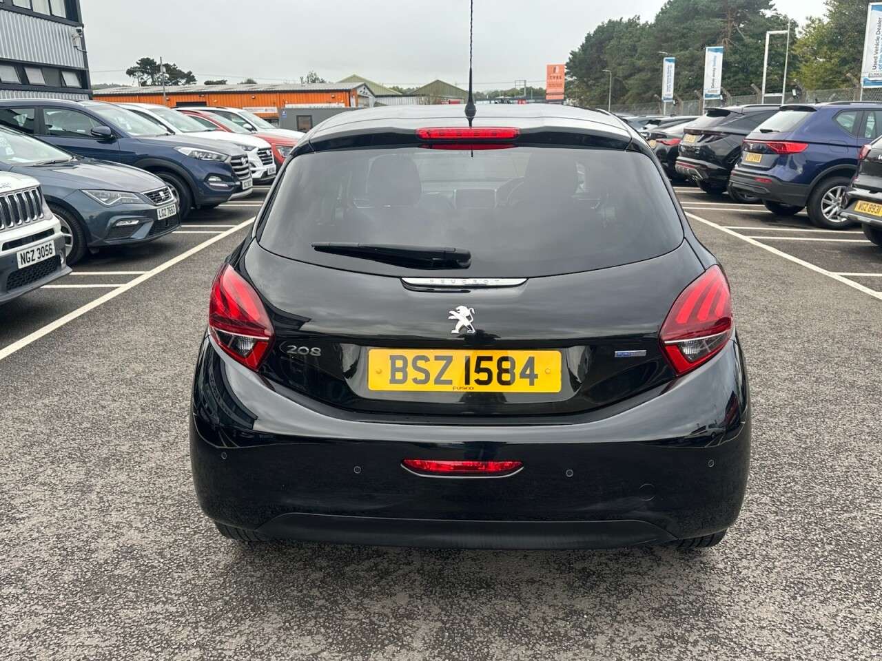 2017 PEUGEOT 208 2017 PEUGEOT 208