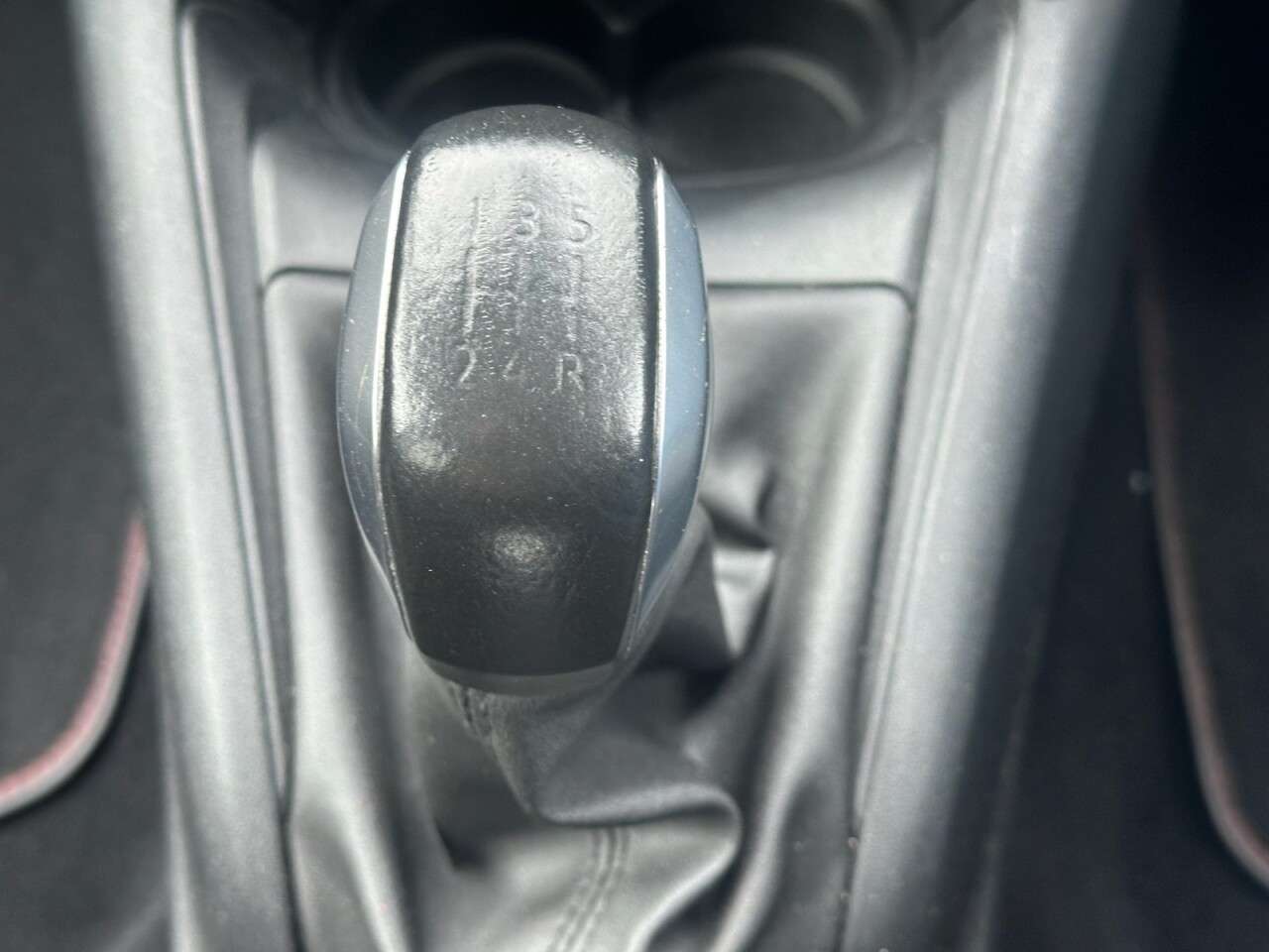 2017 PEUGEOT 208 2017 PEUGEOT 208