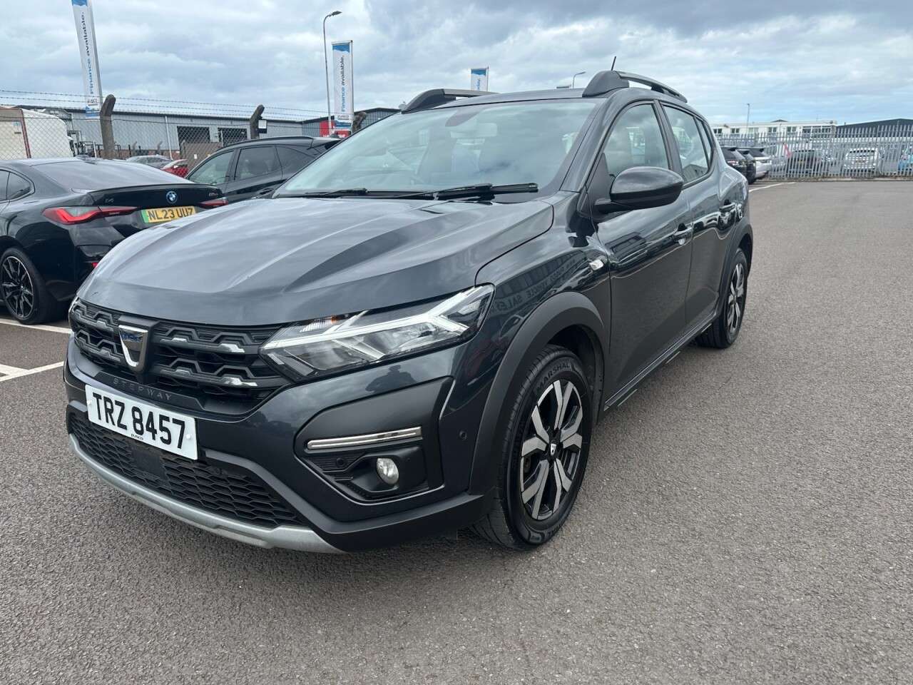 A 2022 DACIA SANDERO STEPWAY 1.0 TCe Prestige Hatchback 5dr Petrol Manual Euro 6 (s/s) (90 ps) SAT NAV, A 2022 DACIA SANDERO STEPWAY 1.0 TCe Prestige Hatchback 5dr Petrol Manual Euro 6 (s/s) (90 ps) SAT NAV,