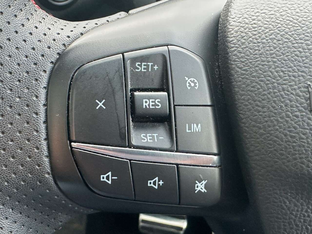 2023 FORD KUGA 2023 FORD KUGA