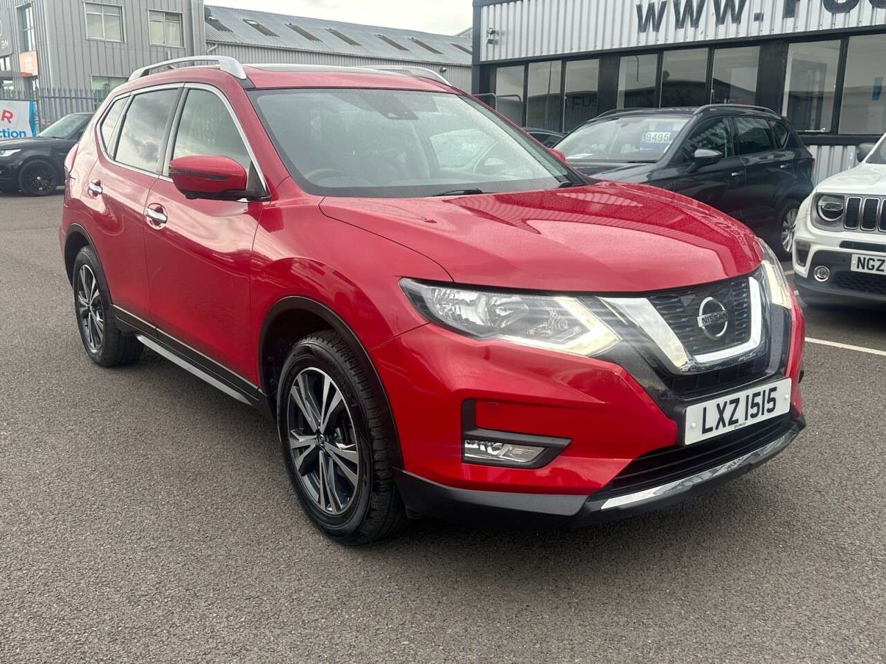 A 2017 NISSAN X-TRAIL 1.6 DIG-T N-Connecta SUV 5dr Petrol Manual Euro 6 (s/s) (163 ps) 360° C A 2017 NISSAN X-TRAIL 1.6 DIG-T N-Connecta SUV 5dr Petrol Manual Euro 6 (s/s) (163 ps) 360° C