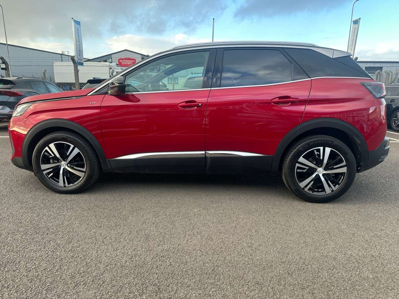 2023 PEUGEOT 3008 2023 PEUGEOT 3008