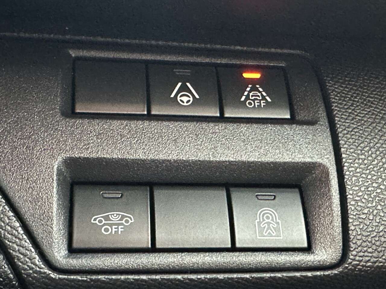2023 PEUGEOT 3008 2023 PEUGEOT 3008