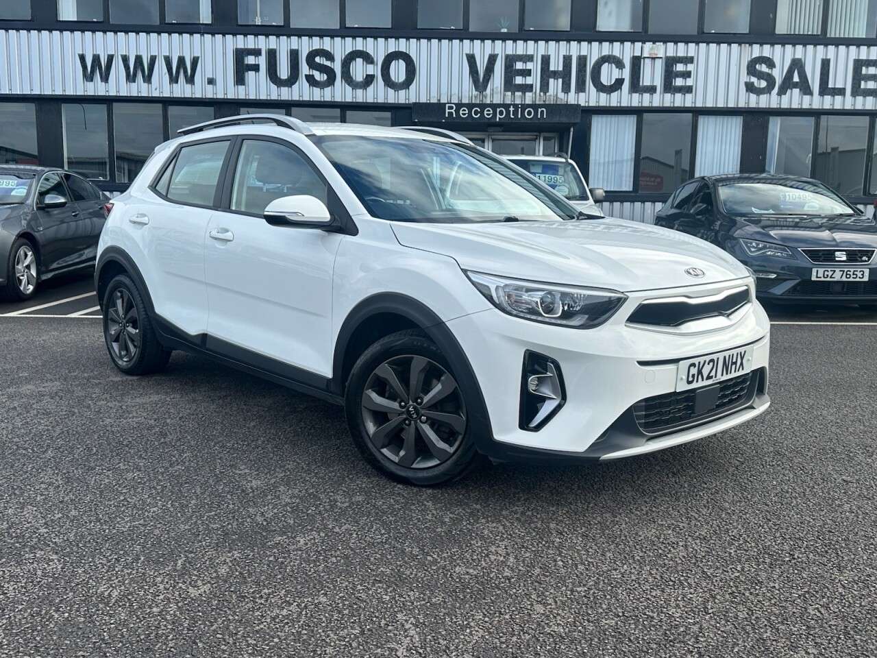 A 2021 KIA STONIC 1.0 T-GDi 2 SUV 5dr Petrol Manual Euro 6 (s/s) (99 bhp) APPLE CARPLAY, ANDR A 2021 KIA STONIC 1.0 T-GDi 2 SUV 5dr Petrol Manual Euro 6 (s/s) (99 bhp) APPLE CARPLAY, ANDR