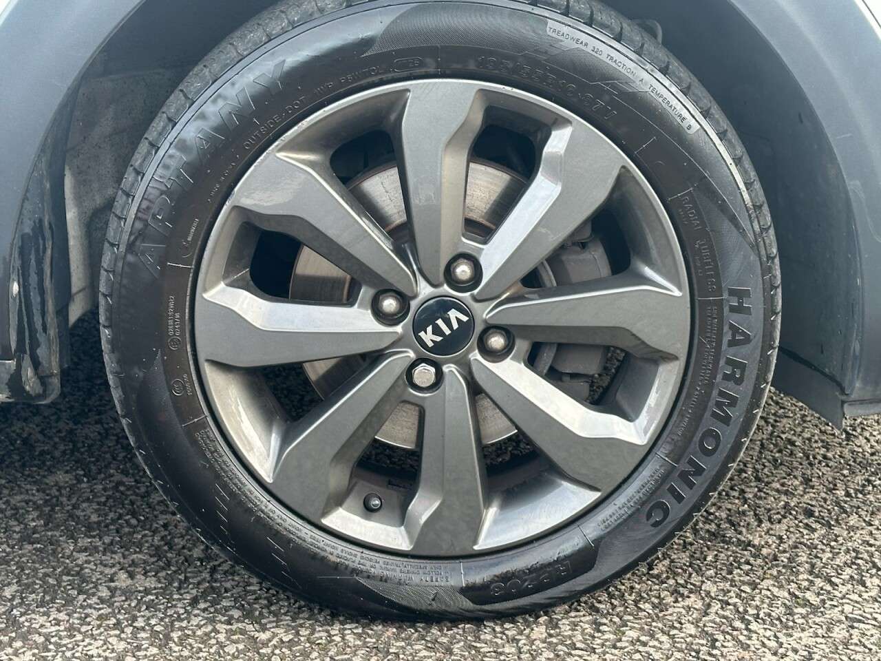 A 2021 KIA STONIC 1.0 T-GDi 2 SUV 5dr Petrol Manual Euro 6 (s/s) (99 bhp) APPLE CARPLAY, ANDR A 2021 KIA STONIC 1.0 T-GDi 2 SUV 5dr Petrol Manual Euro 6 (s/s) (99 bhp) APPLE CARPLAY, ANDR