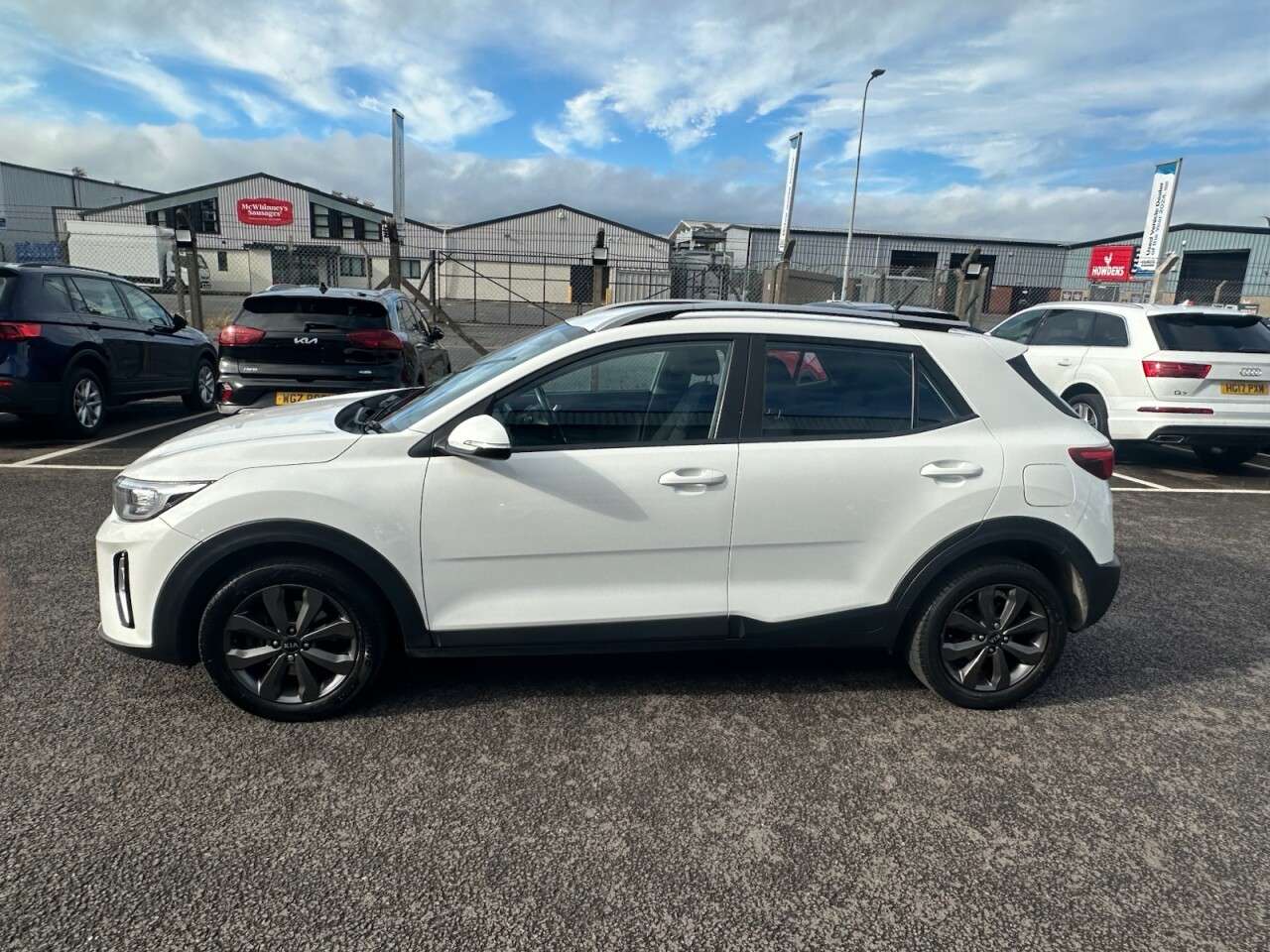 2021 KIA STONIC 2021 KIA STONIC