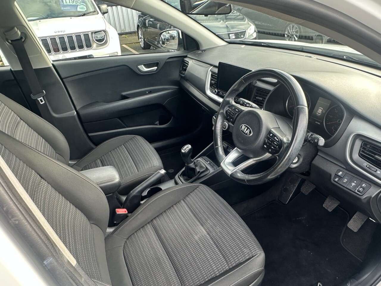 2021 KIA STONIC 2021 KIA STONIC