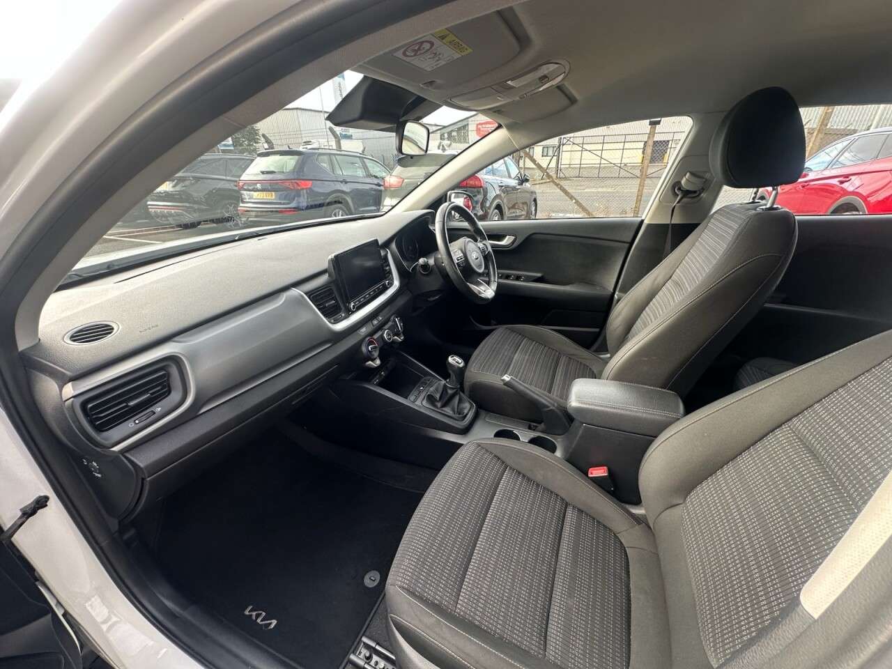 2021 KIA STONIC 2021 KIA STONIC