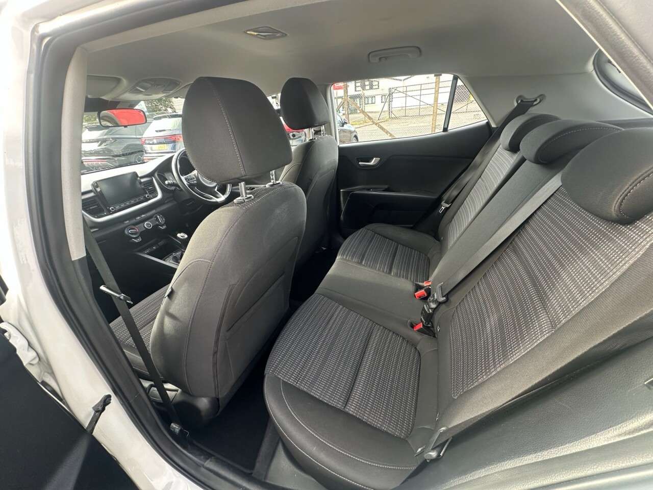 2021 KIA STONIC 2021 KIA STONIC