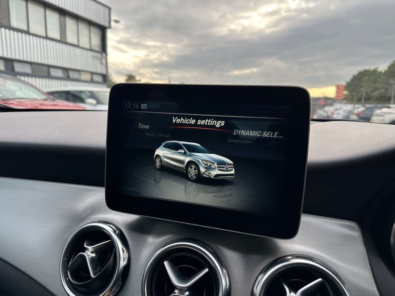 2017 MERCEDES-BENZ GLA-CLASS 2017 MERCEDES-BENZ GLA-CLASS
